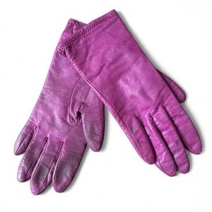 Elegant Plum Leather Gloves